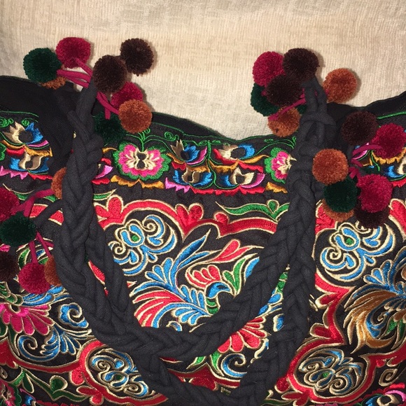 6 One of a kind hand stitched handbag - Picture 3 of 11